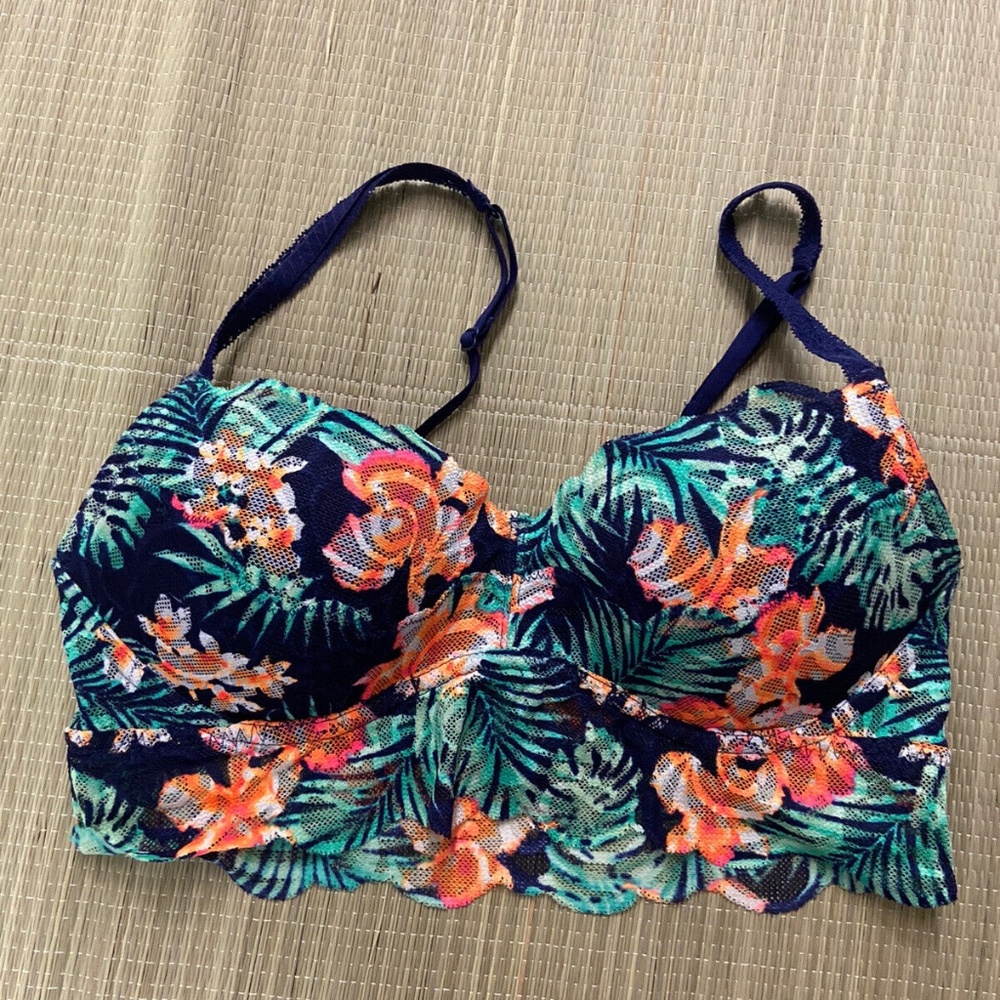 Ladies Victoria Secret Bralette Bra Floral Lace Multi Color size S